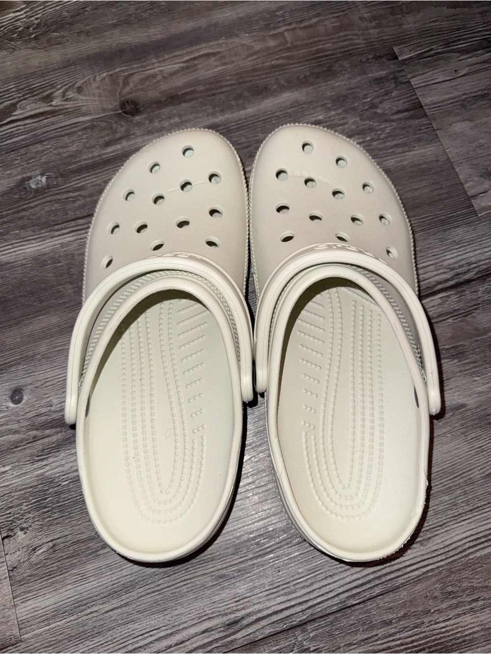 Cream Crocs - Picture 1 of 3